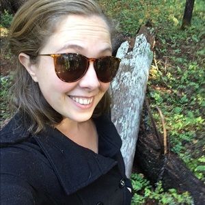 Meet your Posher, Ashley